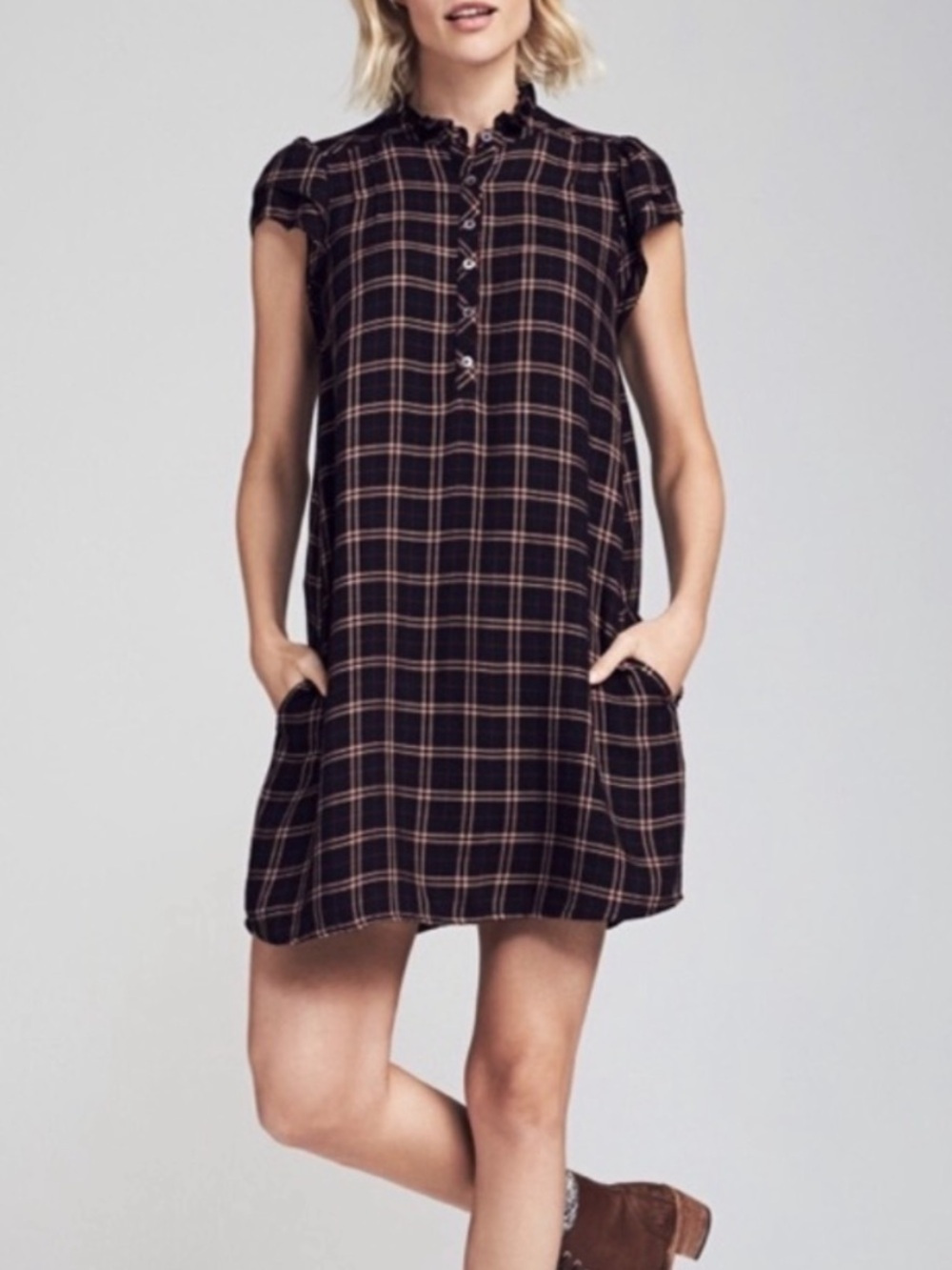 Faherty "Keterly" Black Harper Plaid Flutter Sleeve Popover Button Mini Dress